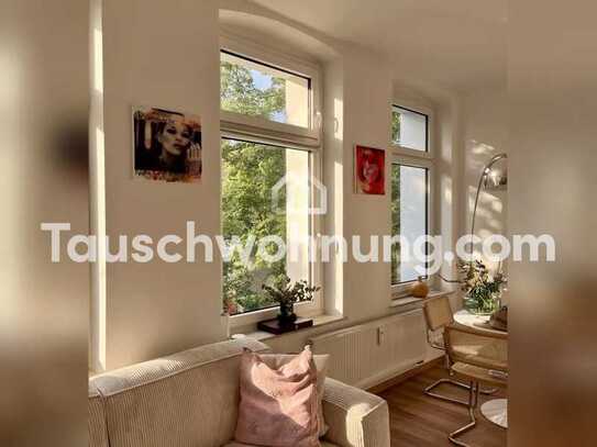 Tauschwohnung: Helle 2 Zimmer-Altbauwohnung gegen 3-4 Zimmer