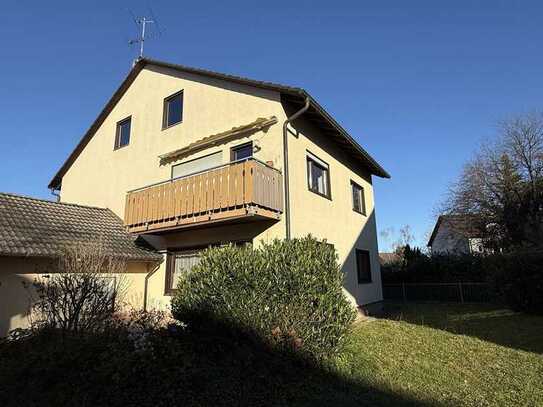 Zweifamilienhaus, ggf. mit Ausbau-Potential in ruhiger Lage