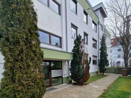 schöne leerstehende 3 ZKB Wohnung / Penthouse Wohnung mit TG Stellplatz in Kissing