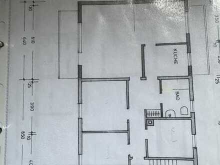 Wohnung mit viereinhalb Zimmern sowie Balkon und EBK in Villingen - Schwenningen