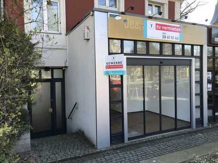 Schöne Ladenfläche am beliebten Roseneck