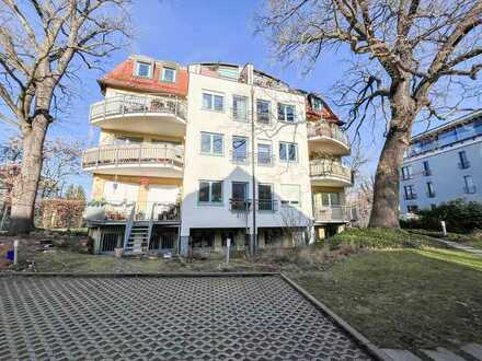 Attraktive 4-Zimmerwohnung mit Balkon und PKW-Stellplatz in der Radeberger Vorstadt