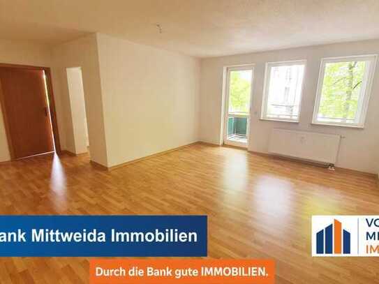 3-Zimmer-Wohnung mit Balkon, Gäste-WC und PKW-Stellplatz