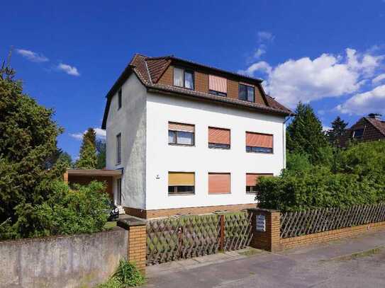 Massivhaus mit 3 Wohnungen, großer Garten, Garage, Keller, Balkon...