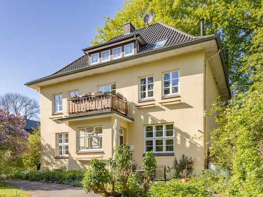 Historische Stadtvilla - Zweifamilienhaus mit Einliegerwohnung in zentraler Lage von Bad Oldesloe