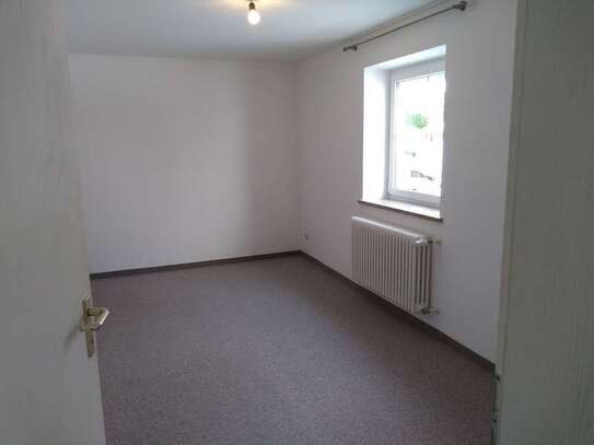 2-Zimmer Souterrainwohnung