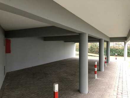 überdachter PKW-Außenstellplatz