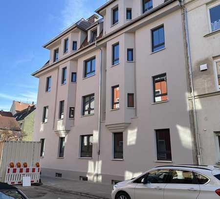 Erstbezug nach Sanierung: Exklusive 2-Raum-Wohnung in Augsburg-Oberhausen