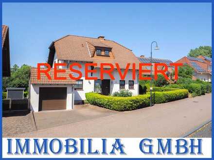 IN BESTER LAGE - Freistehendes Einfamilienhaus mit Garage und Garten in 66901 Schönenberg-Kübelberg