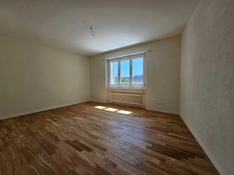 Helle 1-Zimmer Wohnung mit Balkon im 2. OG in Stuttgart-Burgholzhof