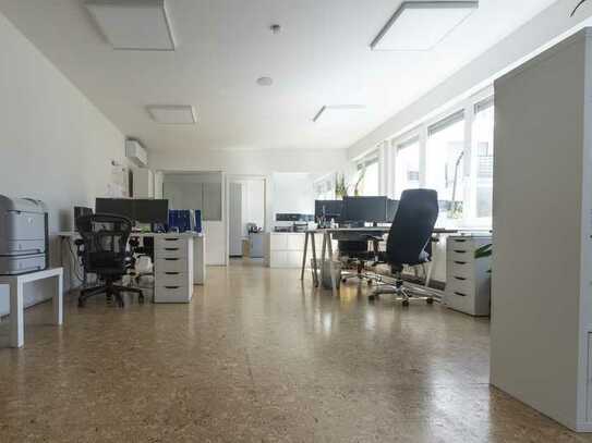 Schönes Hinterhaus-Büro (50 m²) in ruhiger Lage + 10 m² Lager