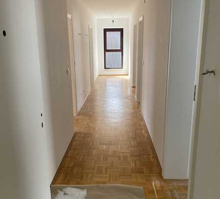 Erstbezug nach Sanierung: geräumige 3-Zimmer-Wohnung; Top-Lage in Erkelenz