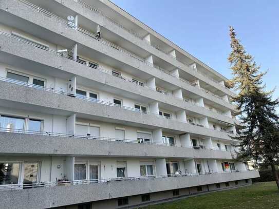 Solide Kapitalanlage! Gut vermietete 2-Zimmer-Eigentumswohnung im Zentrum von Karlsfeld bei München