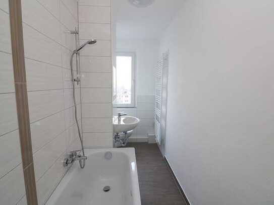 Hulapalu...greif einfach zu...moderne 3-RW mit Wanne & Balkon!!!