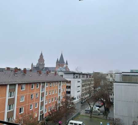 Stilvolle 3-Zimmer-DG-Wohnung in der Mainzer Altstadt