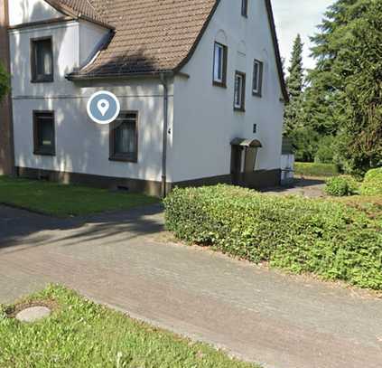 Großzügiges & Saniertes Einfamilienhaus mit Tiefgarage in Baesweiler