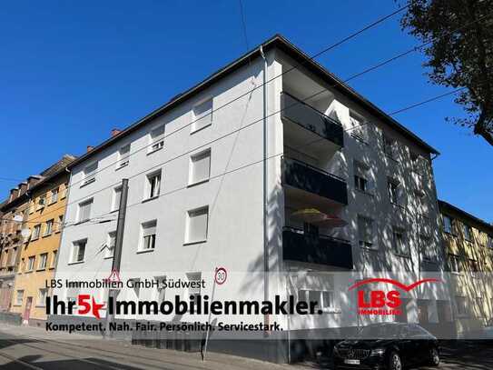 Jahresnettokaltmiete von über 128.500,-€ !!
Energetisch Saniertes Mehrfamilienhaus