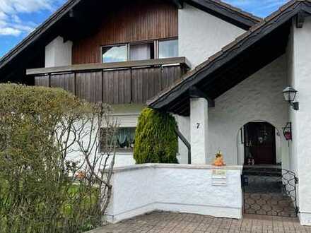 Traumhaftes Einfamilienhaus mit ELW in Blaustein/Klingenstein