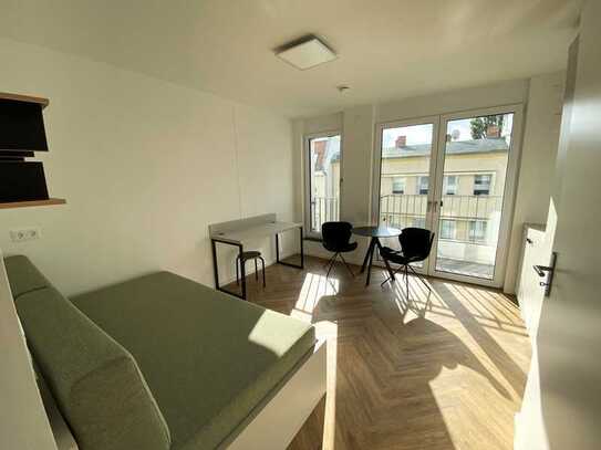 Modern & Möbliert - 1 Zimmer mit BALKON und Abstellkammer!