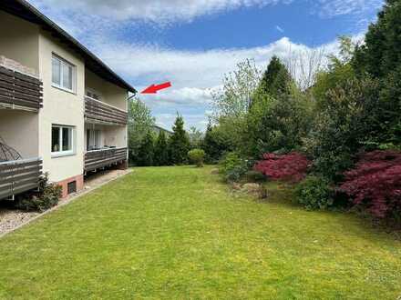 Hier will ich Leben! Geräumige Balkonwohnung mit parkähnlichen Garten