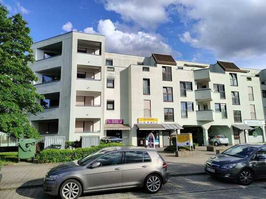 Geschmackvolle, sanierte 1-Raum-Wohnung mit Balkon in Karlsruhe
