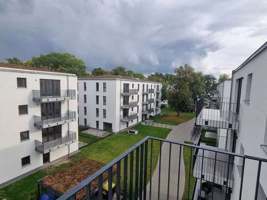 3 Zimmer mit Balkon, EBK, TG im DG Erstbezug