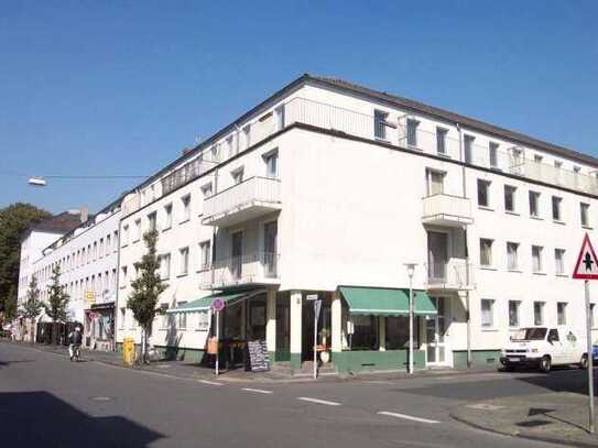 202513.1 Helle und freundliche Wohn-Oase mit Balkon und Grünblick mitten in ruhiger City-Lage