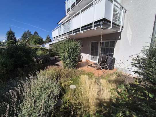 Charmante 4-Zimmer-Erdgeschosswohnung mit Garten in gepflegtem 3-Familienhaus