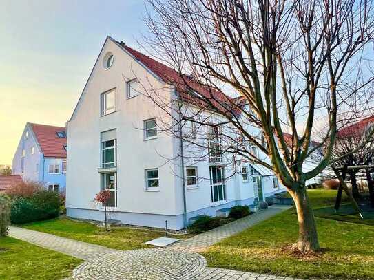 Kapitalanlage: Vermietete 2-Zimmer-Wohnung mit West-Balkon und TG