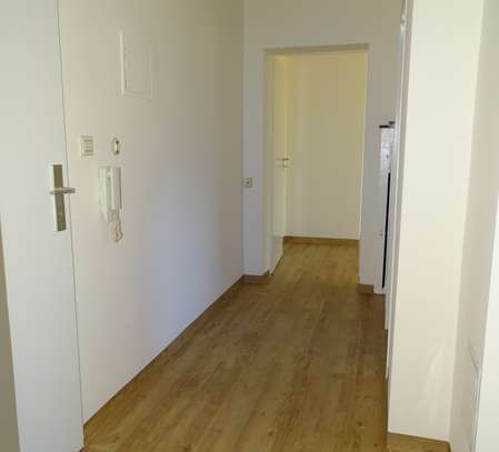 Helle 2-Zimmer-Wohnung mit Südbalkon und EBK in Ludwigsburg-Neckarweihingen Ludwigsburg