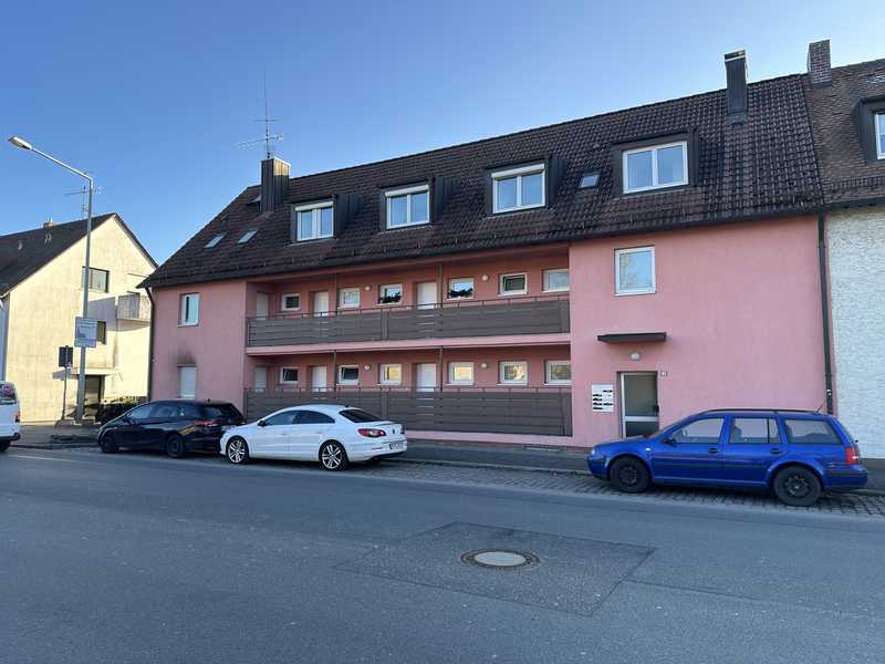                                                               Attraktive 3-Zimmer-Dachgeschosswohnung mit gro&szlig;z&uuml;gigem Schnitt                                                       in Wetzendorf (Nürnberg)