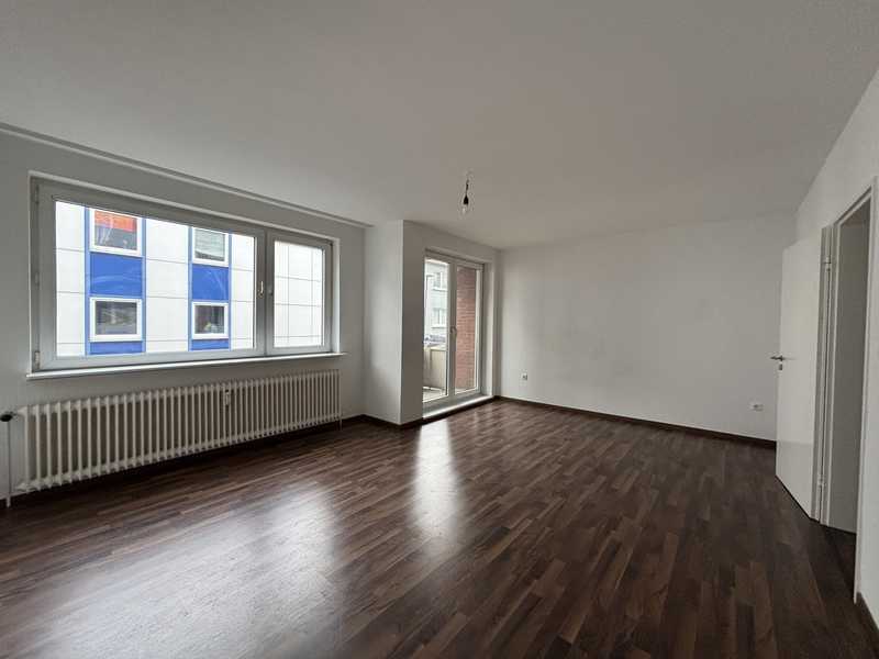 Vegesack - helle 2 Zimmer-Whg. im 1. OG mit Balkon