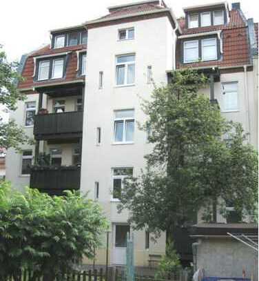 *** großzügige 1 Zimmerwohnung mit Balkon in Böhlitz - Ehrenberg ***