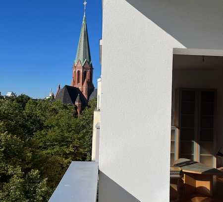 Ludwigkirchplatz: Ruhiges 1-Zi.-Apartment. Sonnen-Balkon, Stellplatz, WLAN, möbliert