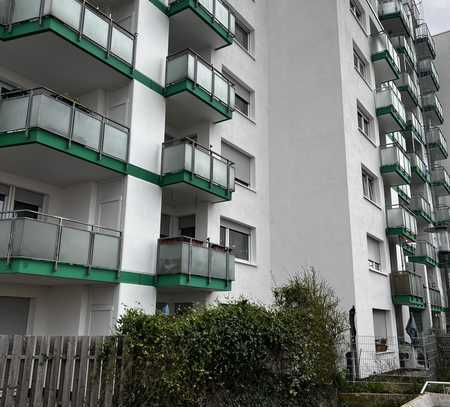 Geschmackvolle, modernisierte 2-Raum-Wohnung mit Balkon in Heidelberg