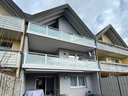 2-Zimmer-Dachgeschosswohnung mit großer Loggia in Hallbergmoos