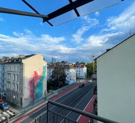 ***Nordend/Nähe Friedberger Platz*** 3-Zimmerwohnung mit Balkon