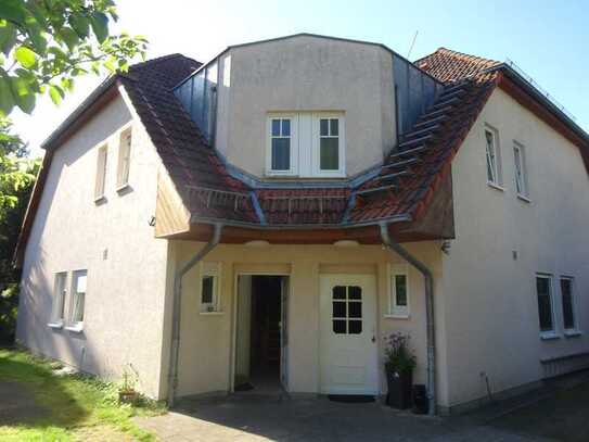 Traumhaft sonniges und lichtdurchflutetes Terrassenparadies mit Gartenblick!