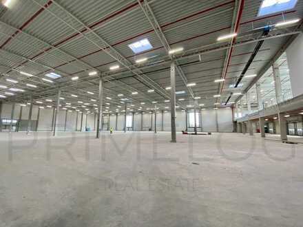 Flughafennähe! Ca. 2.100m² Gewerbehalle in Toplage zu vermieten!