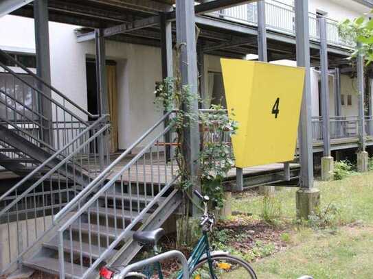 FRISCH RENOVIERT! Charmante 3-Zimmer-Wohnung mit Einbauküche und Balkon im Fliegerhorst