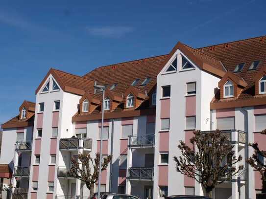 Pfiffige 3-Zimmer Maisonette-Wohnung mit Balkon in Toplage