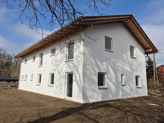 Großes Wohnhaus in Lechnähe - umgeben von Natur - wohnen in traumhafter Lage