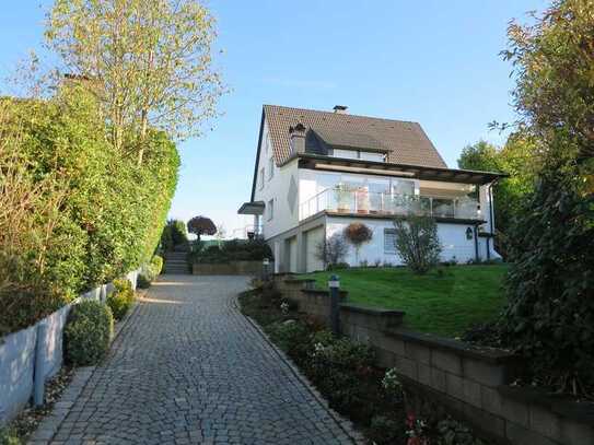 "Nobles Wohnen in einer Oase der Ruhe" hier im besonderen freist. Einfamilienhaus in Kettwig-Ickten