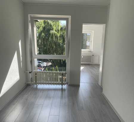 Renovierte 3- Zimmer ETW mit Balkon und viel natürlichem Licht ##Provisionsfrei##