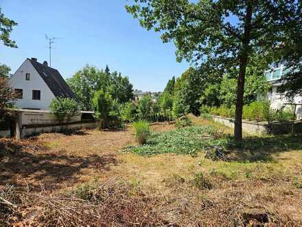 Pfaffenhofen! Ruhiges Baugrundstück mit schöner Aussicht! Voll erschlossen! Nachbarbebauung!