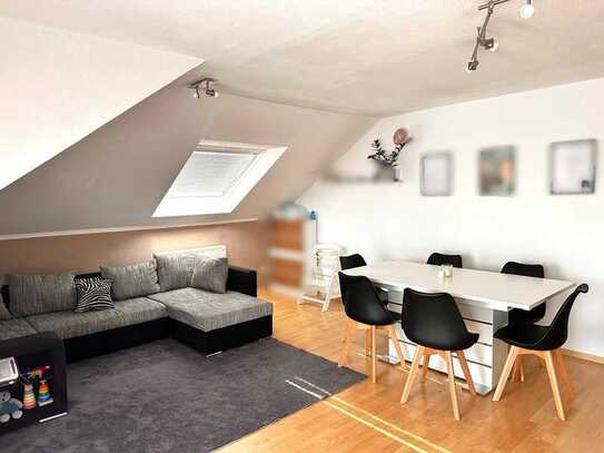 Helle 3 Zimmer-Wohnung mit unverbaubarer Aussicht & Garten