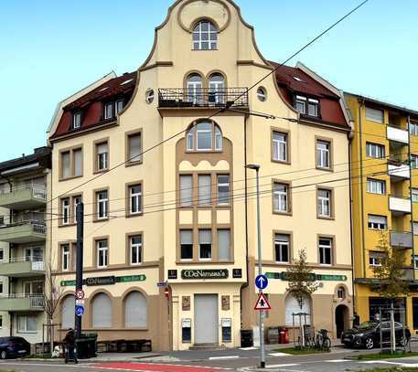 3-Zimmer Wohnung in Altbau-Denkmal