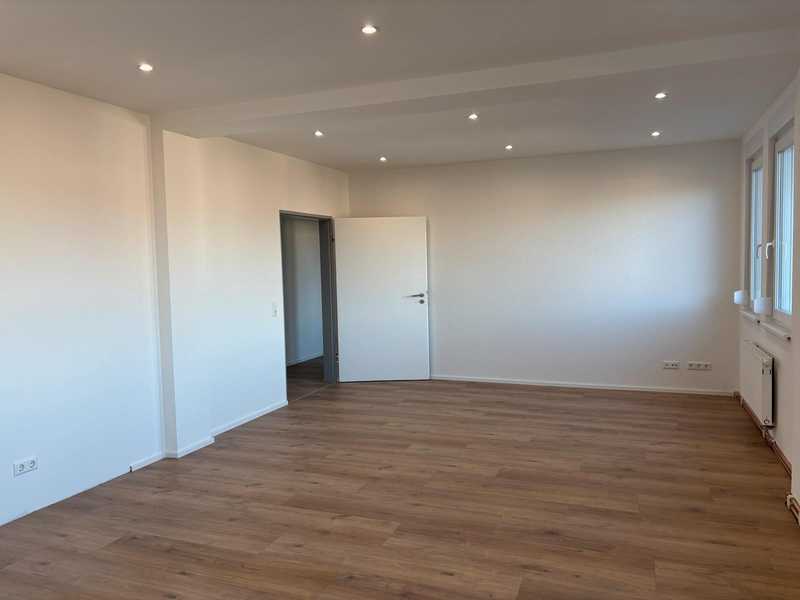 Helle 3-Zimmer Wohnung mit Balkon im 2. OG in Berlin-Weißensee
