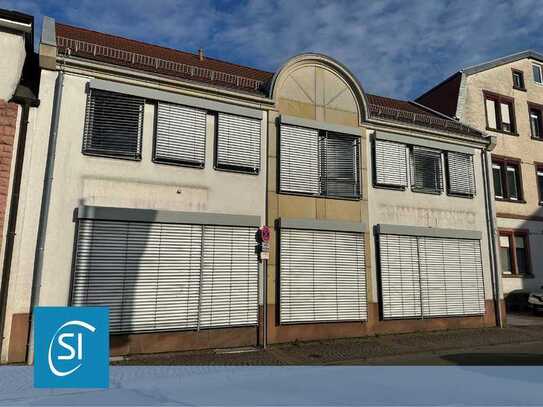 Großzügige Büro- und Praxisräume (EG mit 157 m² / UG mit 170 m²) in frequenter Innenstadtlage
