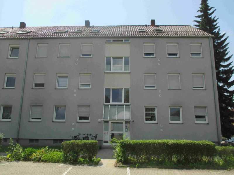                                                               Zeit sparen durch einen eigenen Stellplatz!                                                       in Laufamholz (Nürnberg)
